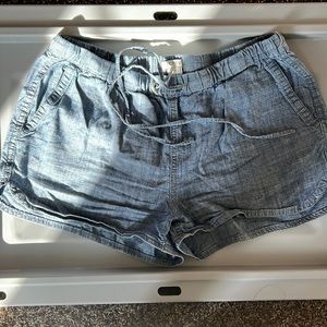 JCREW SHORTS DENIM COLOR